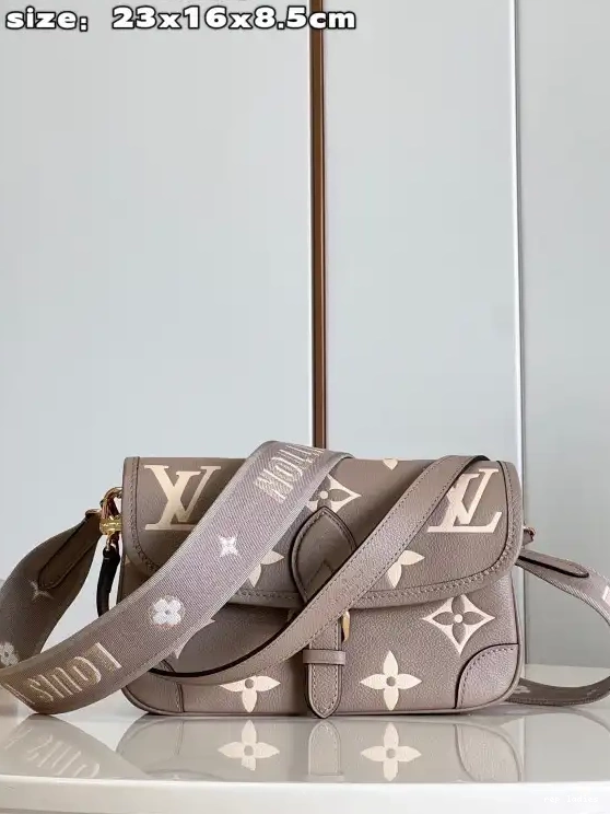 Cheap VUITTON Nano Diane LOUIS 0624